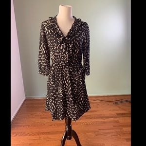 Dear Creatures Gina Dress in black/print